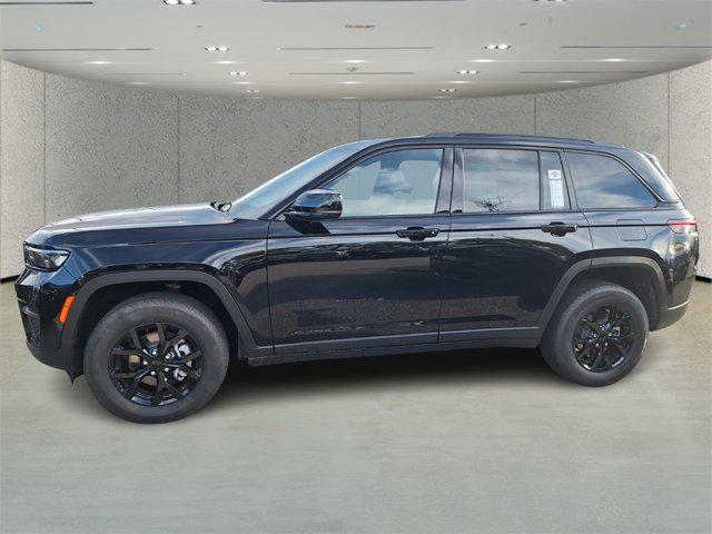 new 2024 Jeep Grand Cherokee car, priced at $36,678