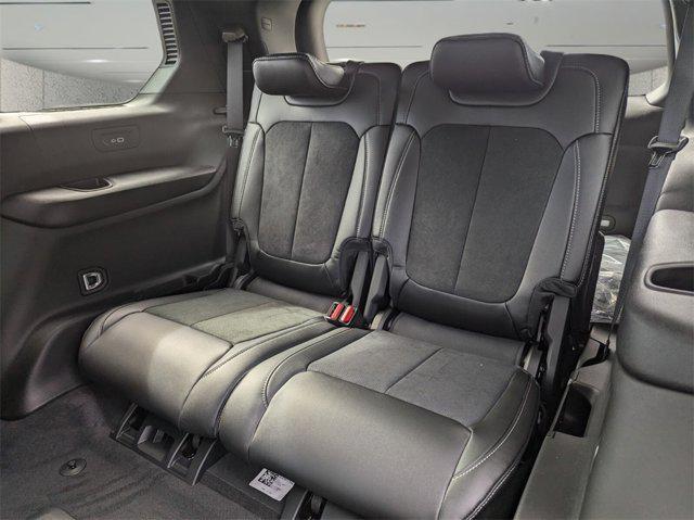 new 2025 Jeep Grand Cherokee L car, priced at $40,177