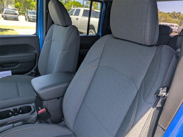 new 2025 Jeep Gladiator car, priced at $41,483