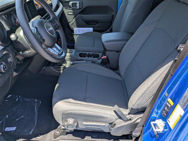 new 2025 Jeep Gladiator car, priced at $41,483