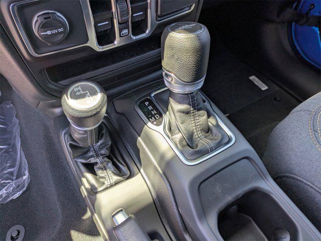 new 2025 Jeep Gladiator car, priced at $41,483