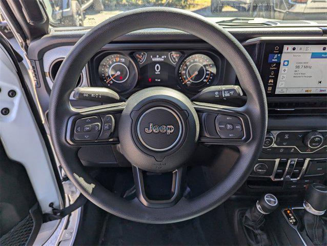 new 2025 Jeep Gladiator car, priced at $39,058