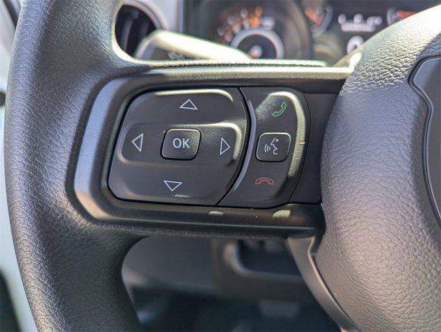 new 2025 Jeep Gladiator car, priced at $39,058