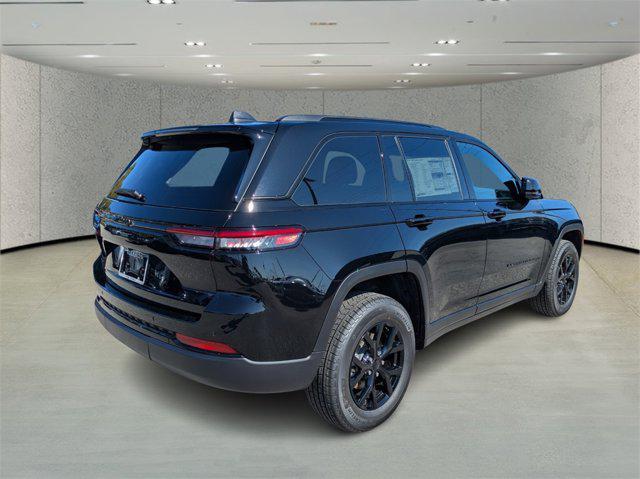 new 2025 Jeep Grand Cherokee car, priced at $35,876