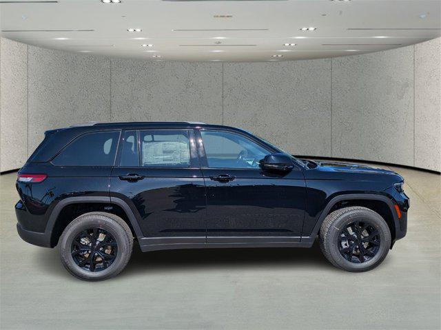 new 2025 Jeep Grand Cherokee car, priced at $35,876