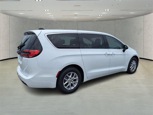used 2023 Chrysler Pacifica car, priced at $24,991