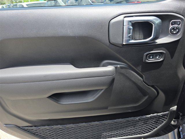 new 2025 Jeep Wrangler car, priced at $45,415