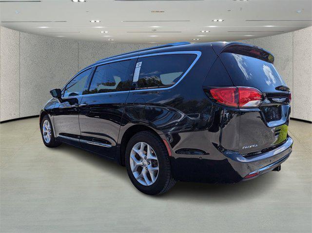 used 2017 Chrysler Pacifica car, priced at $15,962