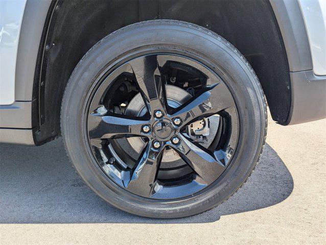 used 2022 Jeep Grand Cherokee car, priced at $33,581