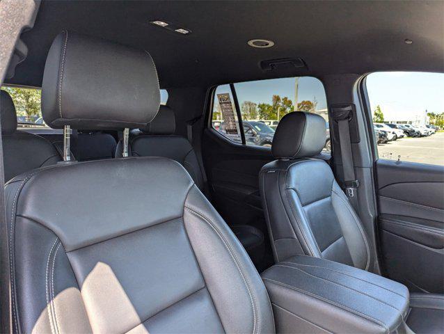 used 2022 Chevrolet Traverse car, priced at $28,412