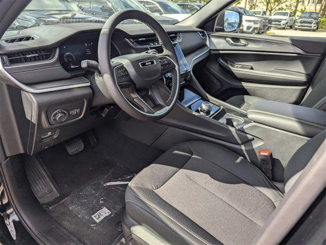 new 2025 Jeep Grand Cherokee car, priced at $32,446