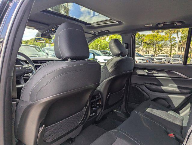 new 2025 Jeep Grand Cherokee car, priced at $32,446