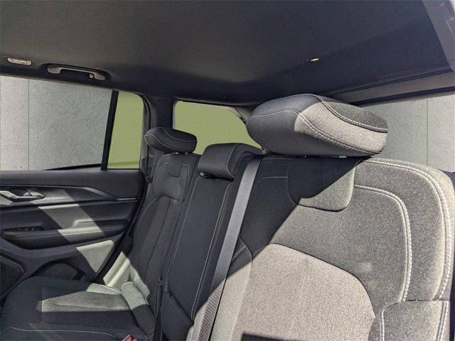 new 2025 Jeep Grand Cherokee car, priced at $32,446