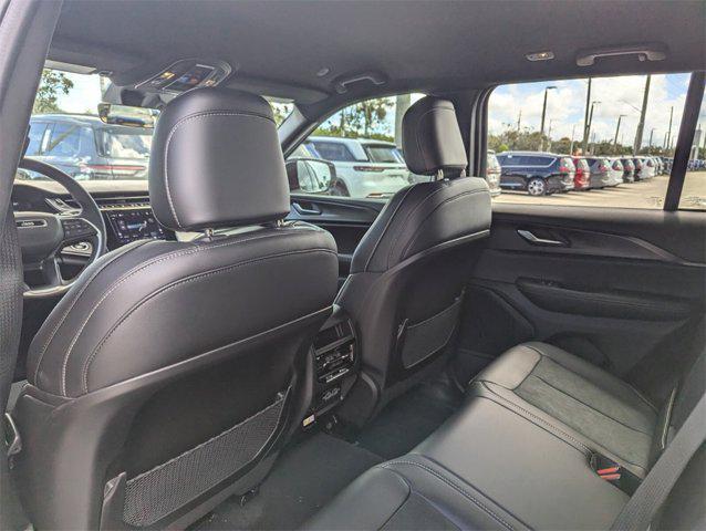 new 2025 Jeep Grand Cherokee car, priced at $35,987