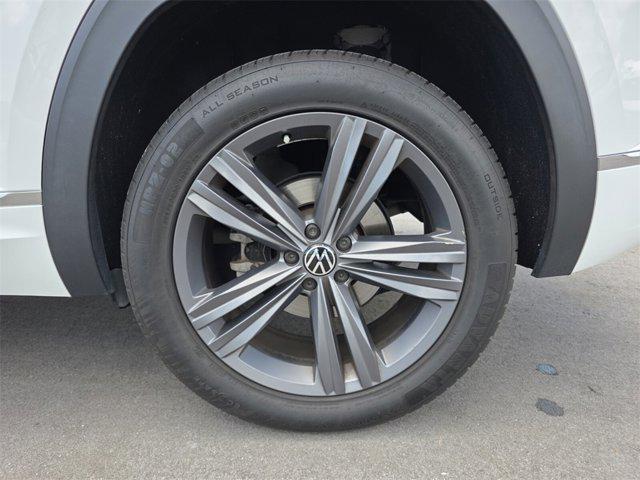 used 2021 Volkswagen Atlas Cross Sport car, priced at $20,991