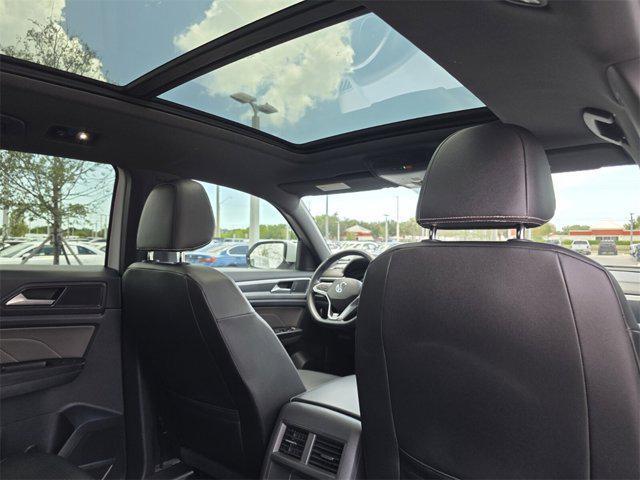 used 2021 Volkswagen Atlas Cross Sport car, priced at $20,991