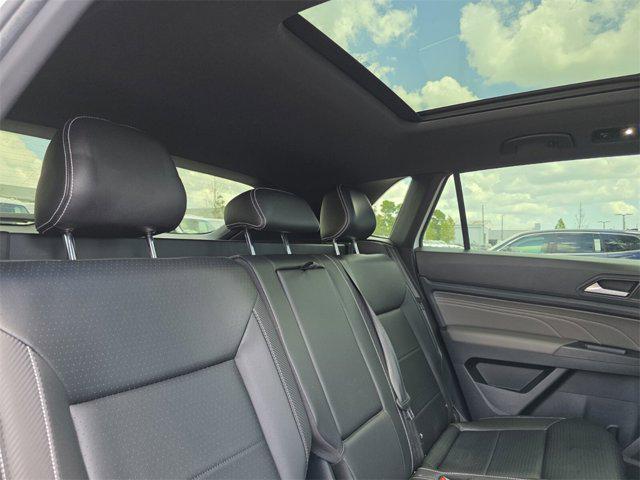 used 2021 Volkswagen Atlas Cross Sport car, priced at $20,991