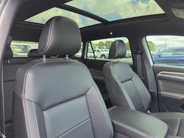 used 2021 Volkswagen Atlas Cross Sport car, priced at $20,991