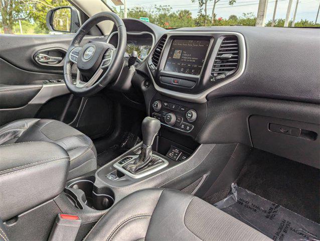 used 2018 Jeep Cherokee car, priced at $17,131