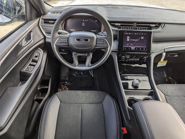 new 2025 Jeep Grand Cherokee car, priced at $35,370