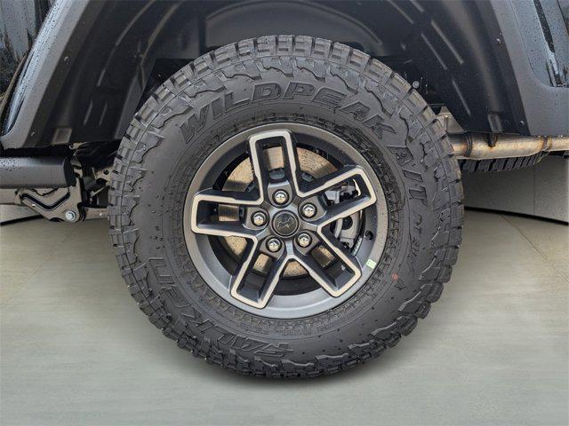 new 2025 Jeep Gladiator car, priced at $49,273