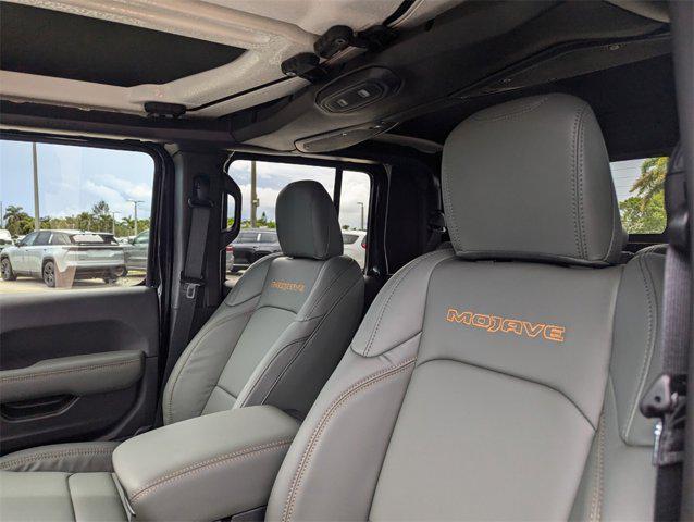 new 2025 Jeep Gladiator car, priced at $49,273