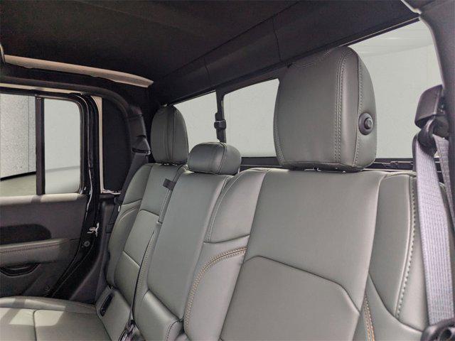new 2025 Jeep Gladiator car, priced at $49,273