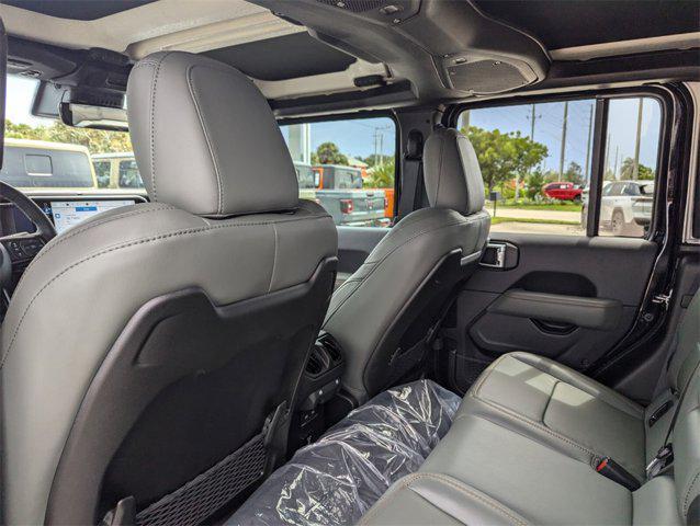 new 2025 Jeep Gladiator car, priced at $49,273