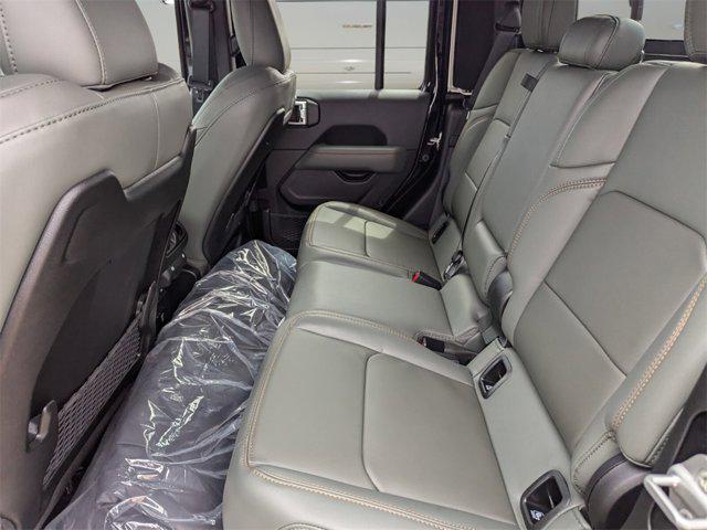 new 2025 Jeep Gladiator car, priced at $49,273