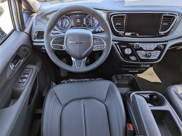 new 2025 Chrysler Pacifica car, priced at $39,700