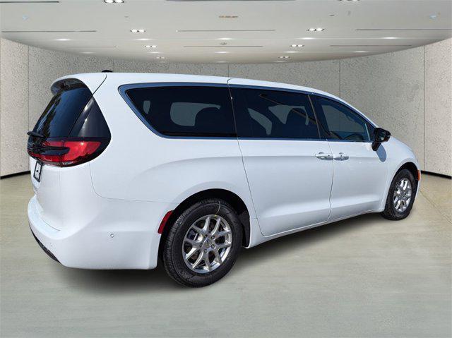 new 2025 Chrysler Pacifica car, priced at $39,700