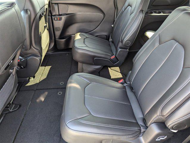 new 2025 Chrysler Pacifica car, priced at $39,700