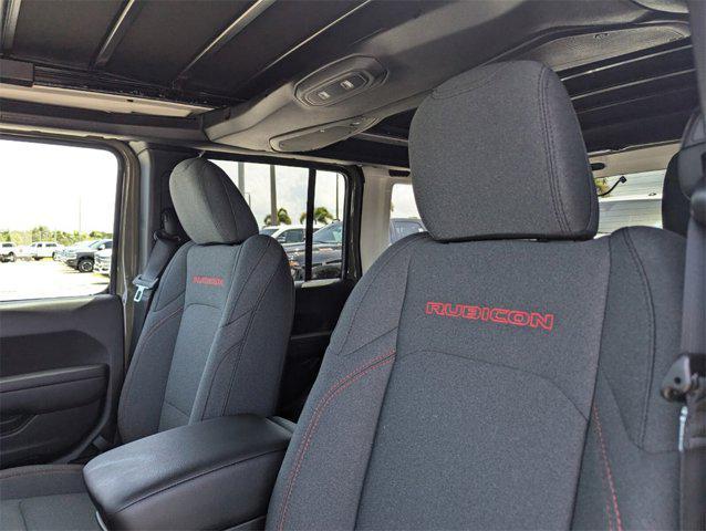 new 2025 Jeep Wrangler car, priced at $55,376