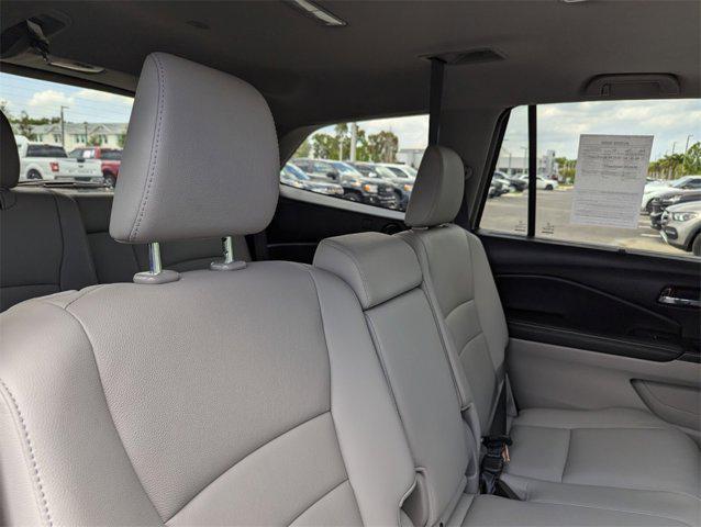 used 2022 Honda Pilot car, priced at $28,772
