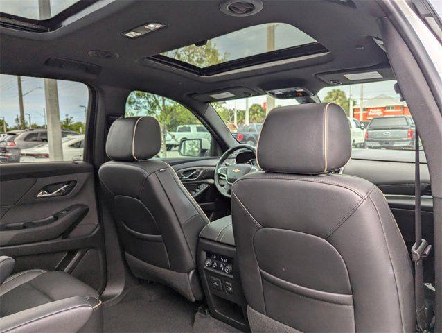 used 2022 Chevrolet Traverse car, priced at $31,464