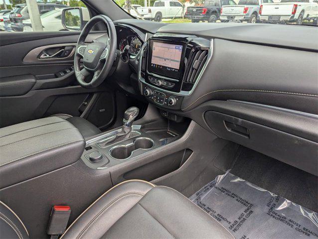 used 2022 Chevrolet Traverse car, priced at $31,464