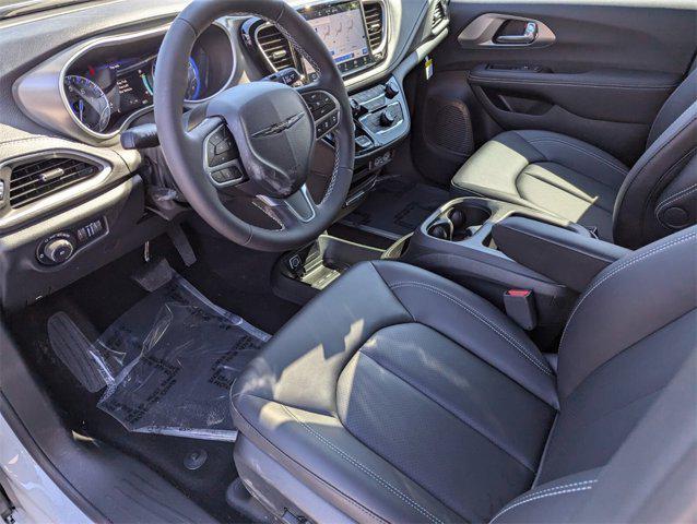new 2025 Chrysler Pacifica car, priced at $39,700