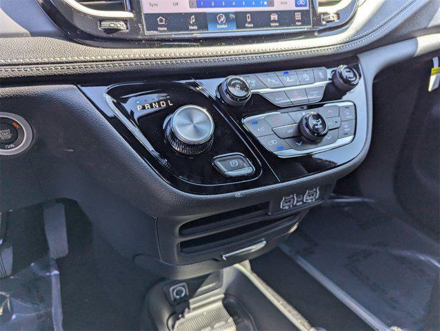new 2025 Chrysler Pacifica car, priced at $39,700