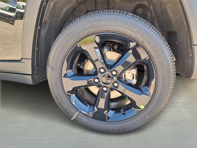 new 2025 Jeep Grand Cherokee car, priced at $37,819