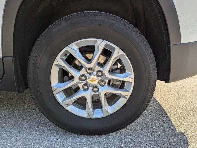 used 2021 Chevrolet Traverse car, priced at $26,571