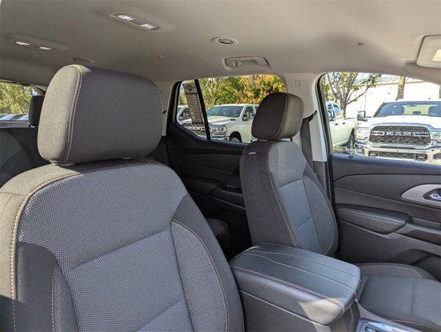 used 2021 Chevrolet Traverse car, priced at $26,571