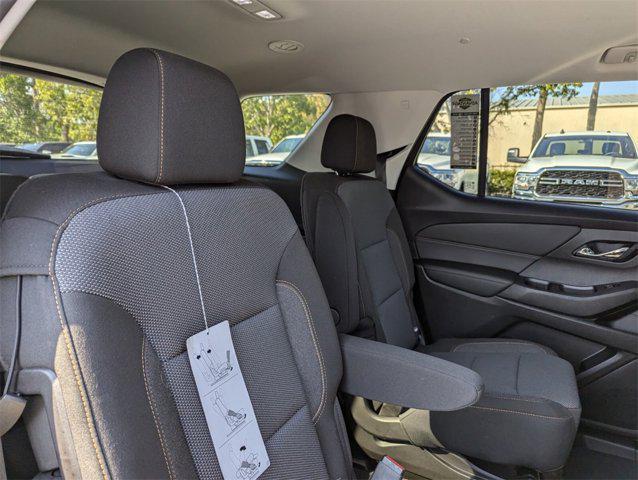 used 2021 Chevrolet Traverse car, priced at $26,571