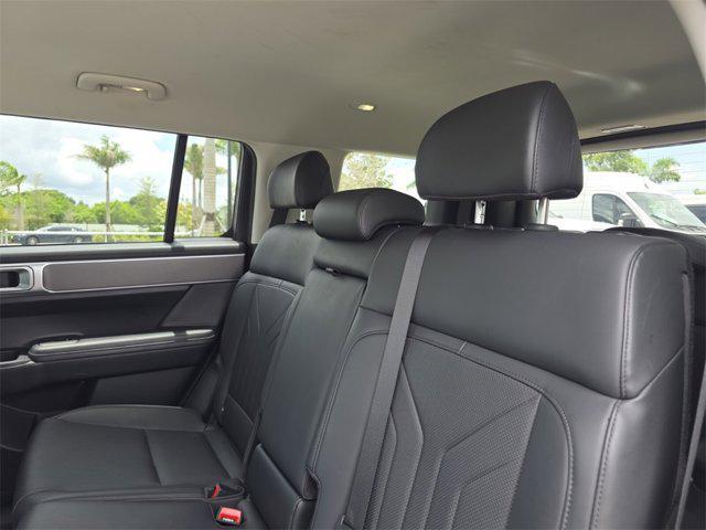 used 2024 Hyundai Santa Fe car, priced at $29,991