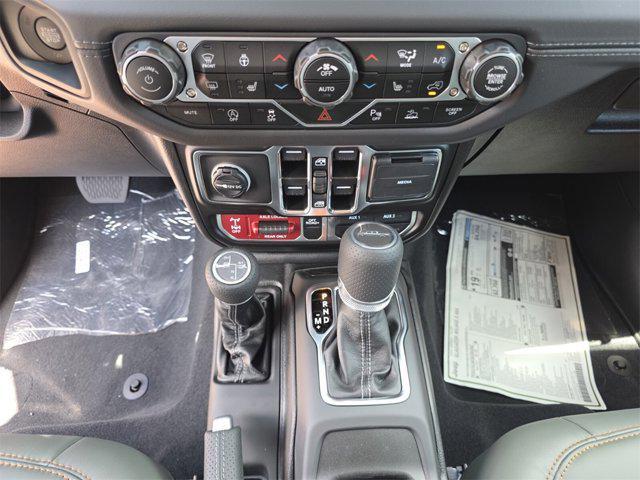 new 2025 Jeep Gladiator car, priced at $49,531