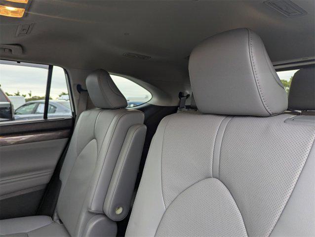 used 2023 Toyota Highlander car, priced at $35,984