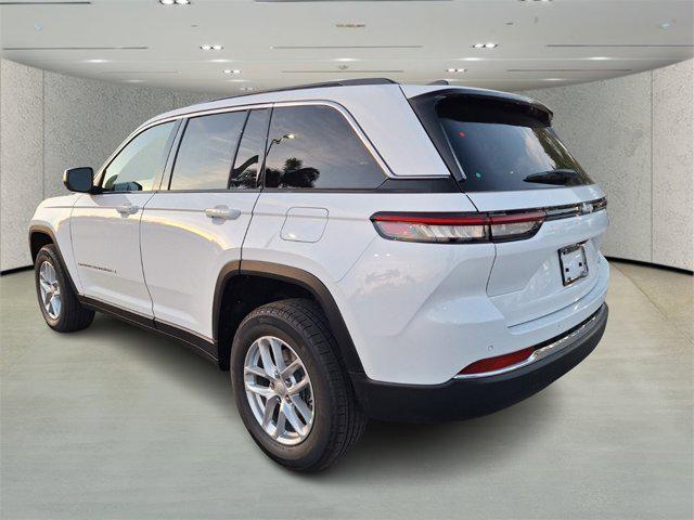 new 2025 Jeep Grand Cherokee car, priced at $33,914