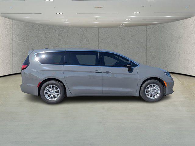 new 2025 Chrysler Pacifica car, priced at $40,165