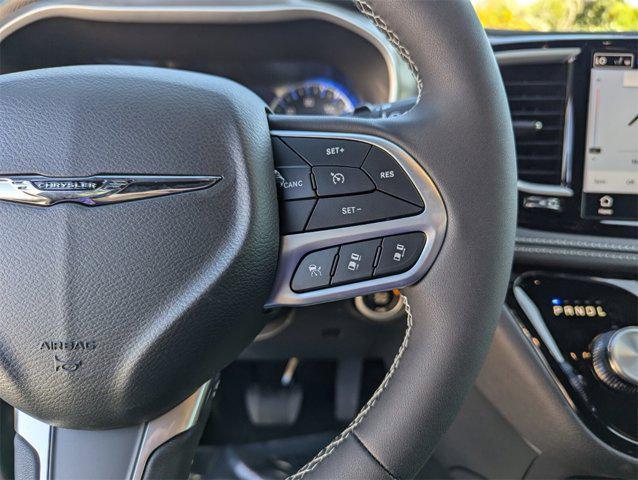 new 2025 Chrysler Pacifica car, priced at $40,165