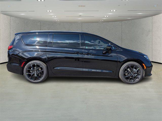 new 2025 Chrysler Pacifica car, priced at $50,141