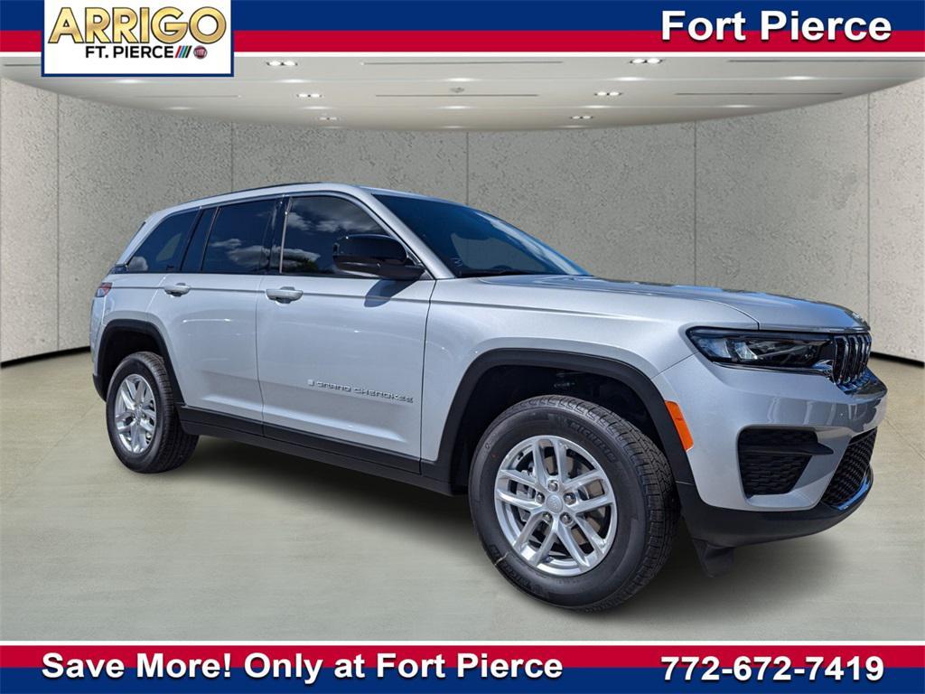 new 2025 Jeep Grand Cherokee car, priced at $30,050